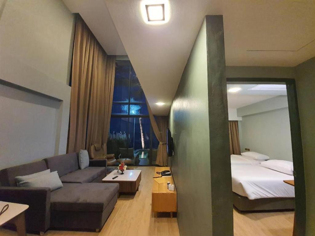 อีโค โคซี บีชฟรอนต์ รีสอร์ต ชำอำ  Hotel หัวหิน ภายนอก รูปภาพ